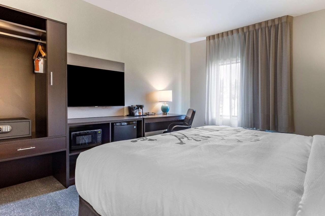 Sleep Inn & Suites Crosby 외부 사진