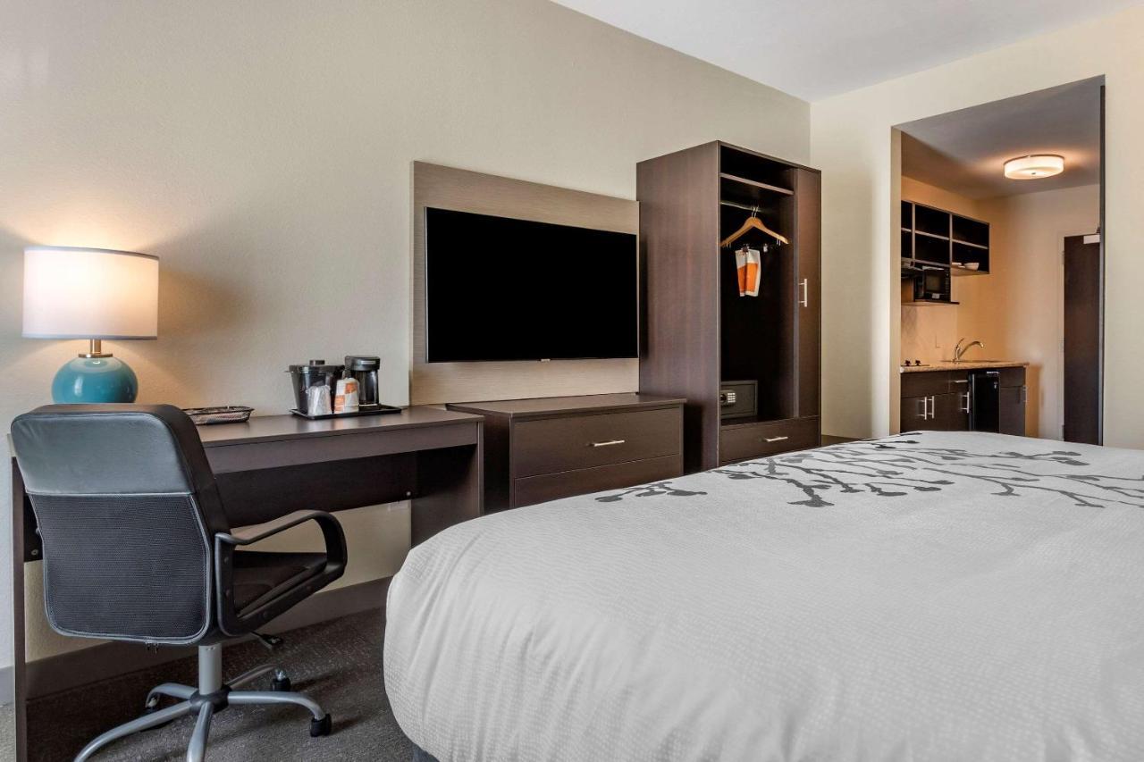 Sleep Inn & Suites Crosby 외부 사진